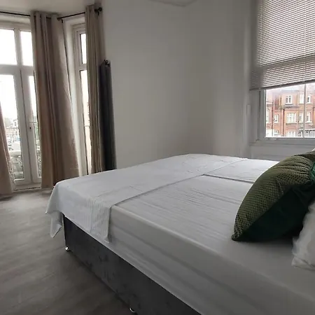 Battersea Park Apartments-2