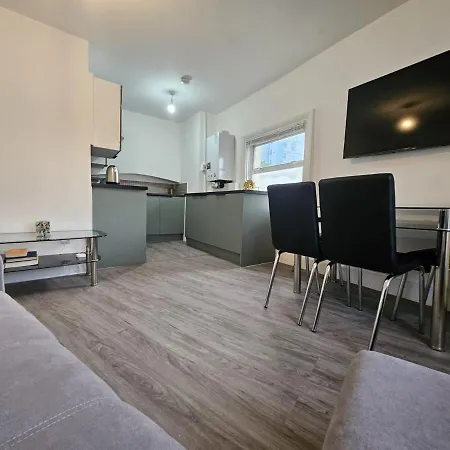 Battersea Park Apartments-3